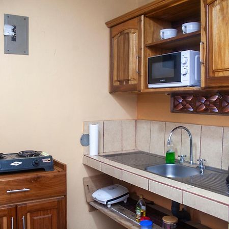 Apartamento Daly #1 Guápiles 外观 照片