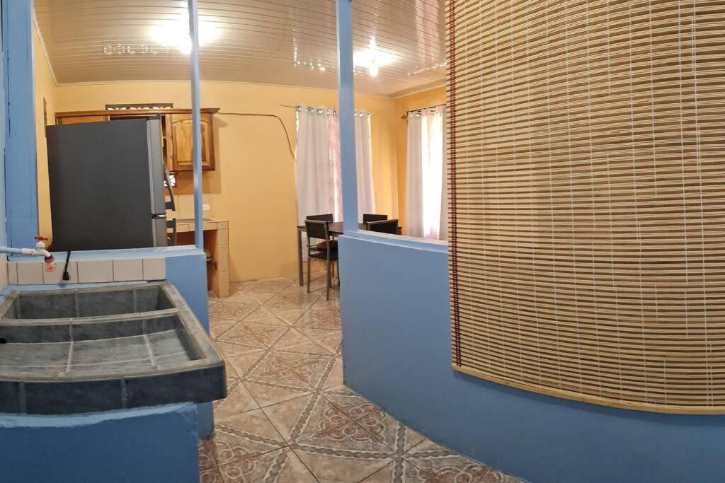 Apartamento Daly #1 Guápiles 外观 照片